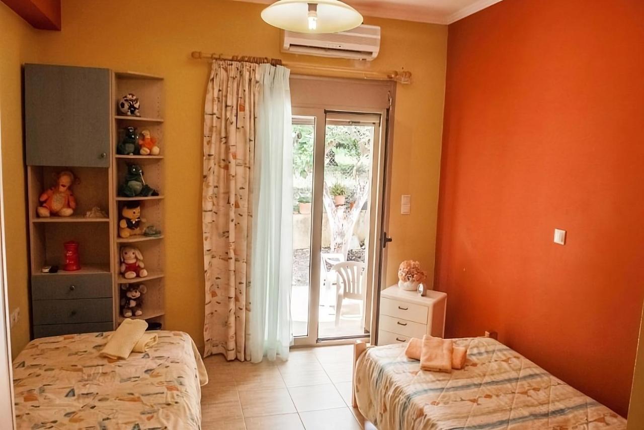 Flamiatos Garden Cottages Poulata Ngoại thất bức ảnh